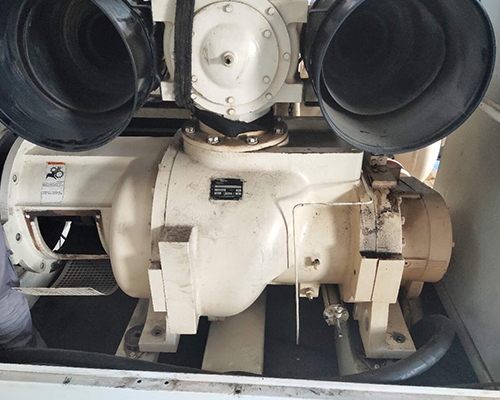 登?？諌簷C主機機頭大修